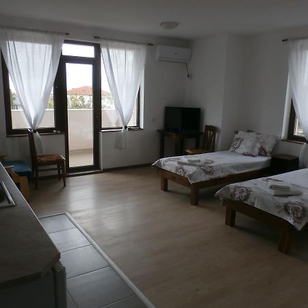 Aleksandrovo Apartments Ngoại thất bức ảnh