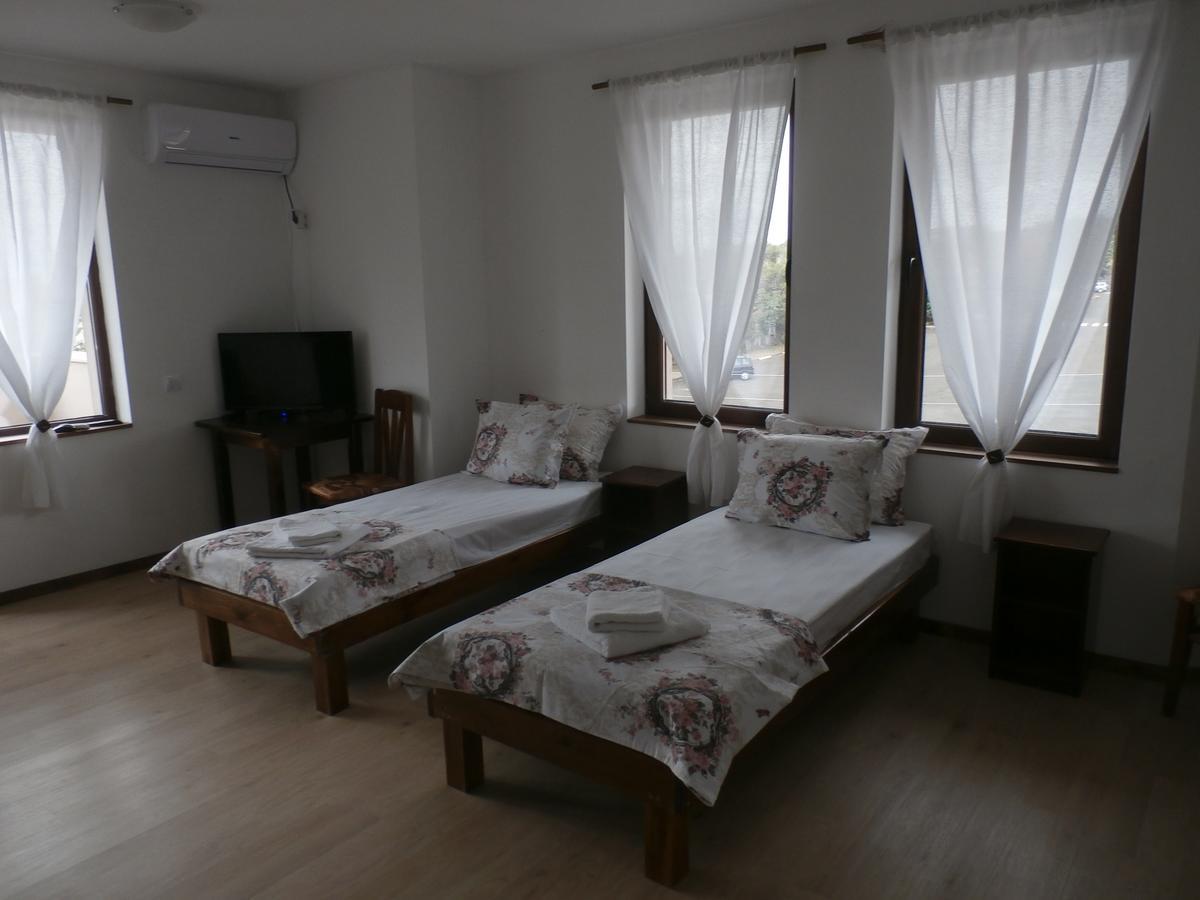 Aleksandrovo Apartments Ngoại thất bức ảnh