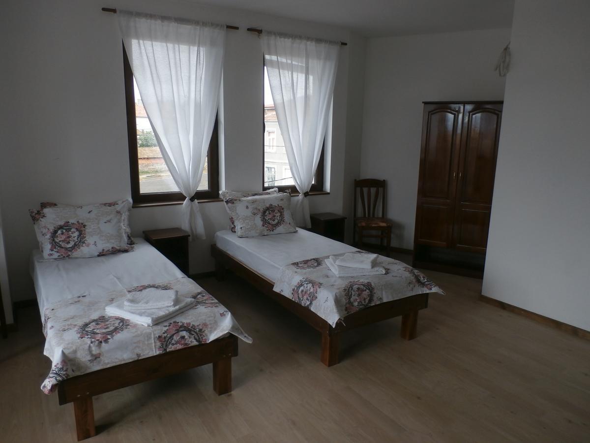 Aleksandrovo Apartments Ngoại thất bức ảnh